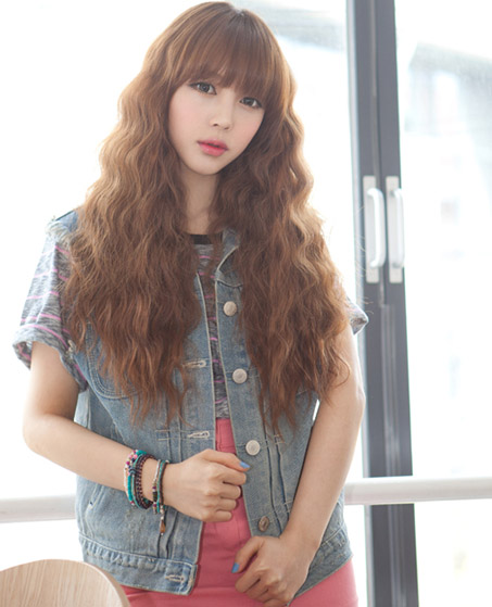 春天流行長(zhǎng)發(fā) 清新氣質(zhì)時(shí)尚感~