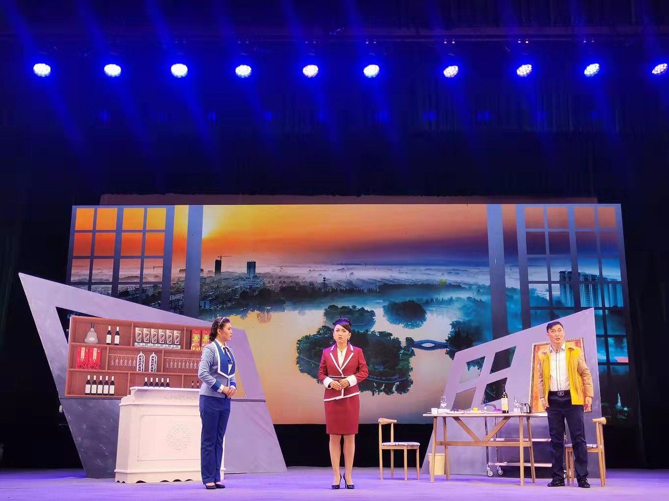 青島萊西: 機關(guān)作表率帶領(lǐng)群眾厲行節(jié)約