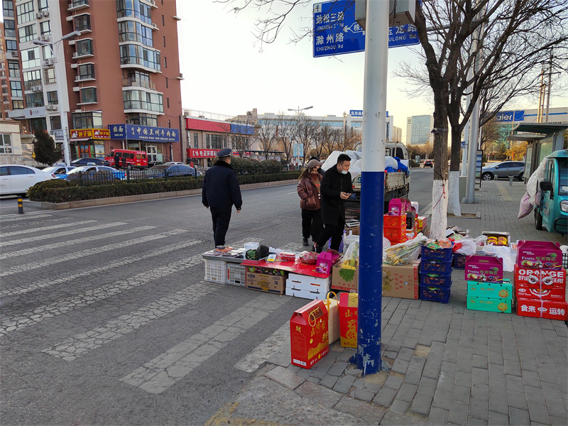 節(jié)日期間，嶗山綜合執(zhí)法執(zhí)勤一線分外忙