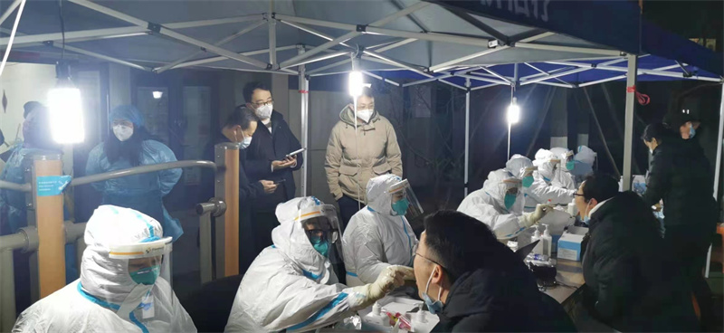 2700余居民僅用3個(gè)半小時(shí)全部完成 展示核酸檢測(cè)“市北速度”