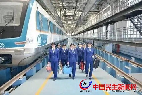 青島地鐵：投資3000億，利息和運(yùn)營補(bǔ)貼或?qū)⒊蔀槭胸斦某林刎?fù)擔(dān)