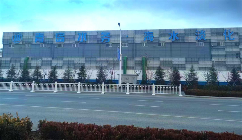 青島海水淡化工程農(nóng)民工討薪“掉坑” 總包分包各執(zhí)一詞錢沒了？