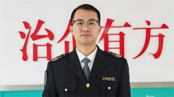 膠州交通發(fā)展集團(tuán)在2025年青島市交通運(yùn)輸行業(yè)新能源公交車維修工職業(yè)技能競(jìng)賽中斬獲四項(xiàng)榮譽(yù)